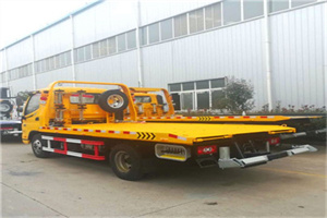 池州附近拖车救援搭电